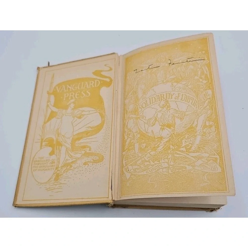 Looking Backward by Edward Ballamy VANGUARD Printings 1927